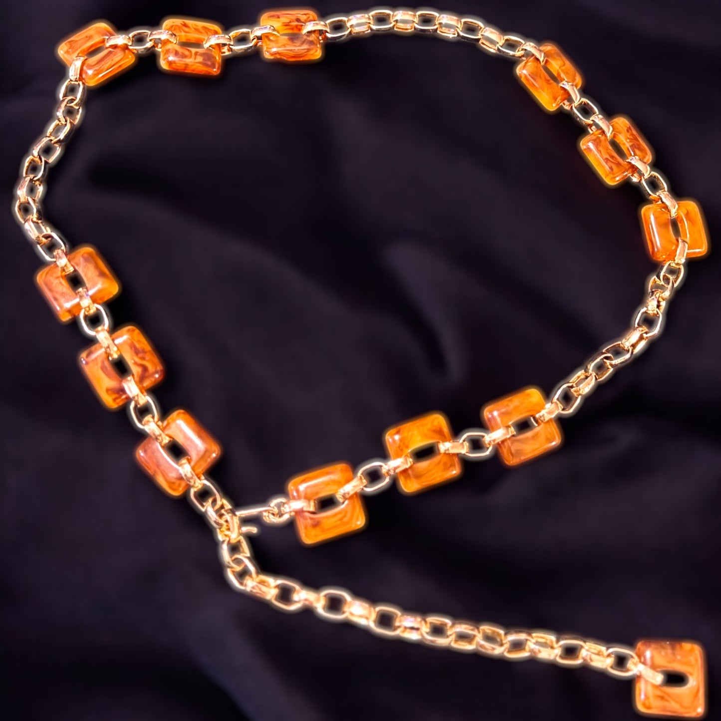 1970s Tortoise Modeled Plastic Gold Chain Belt